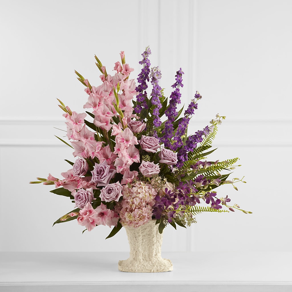 Flowing Garden Arrangement – La Fleur Bijou, Fort Lauderdale FL