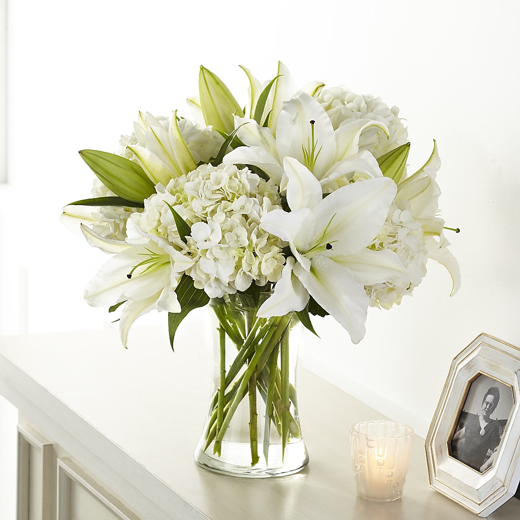 Compassionate Lily Bouquet – La Fleur Bijou, Fort Lauderdale FL