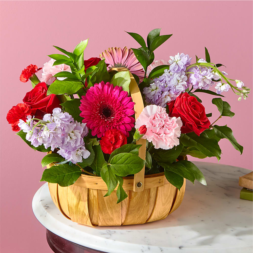 Pink Picnic Basket – La Fleur Bijou, Fort Lauderdale FL