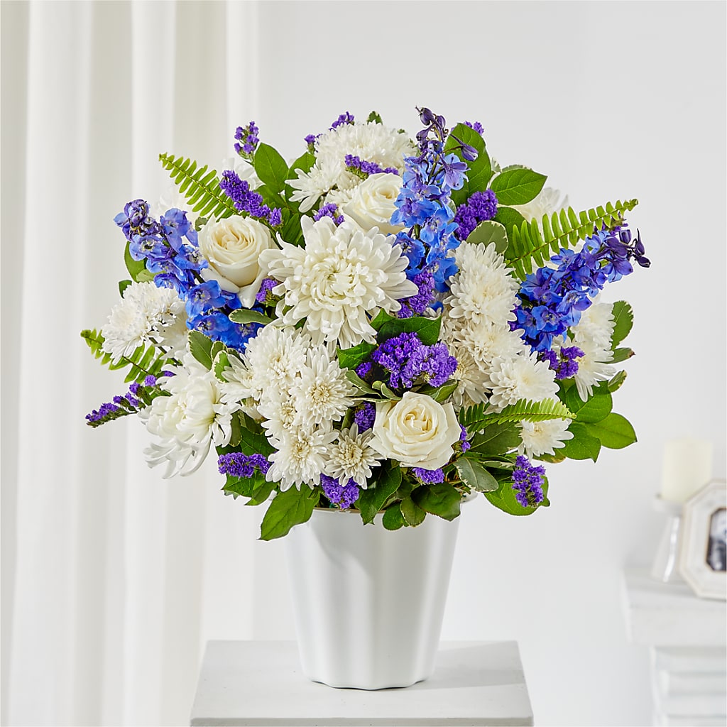 Hold Dear Tabletop Basket – La Fleur Bijou, Fort Lauderdale FL