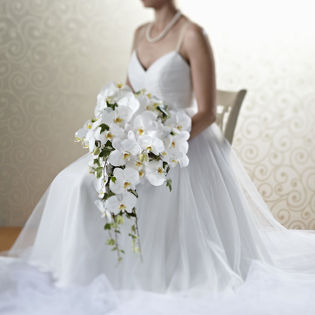 Classic White Bouquet – La Fleur Bijou, Fort Lauderdale FL