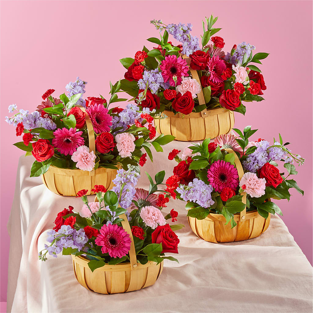 Pink Picnic Basket –  La Fleur Bijou, Fort Lauderdale FL