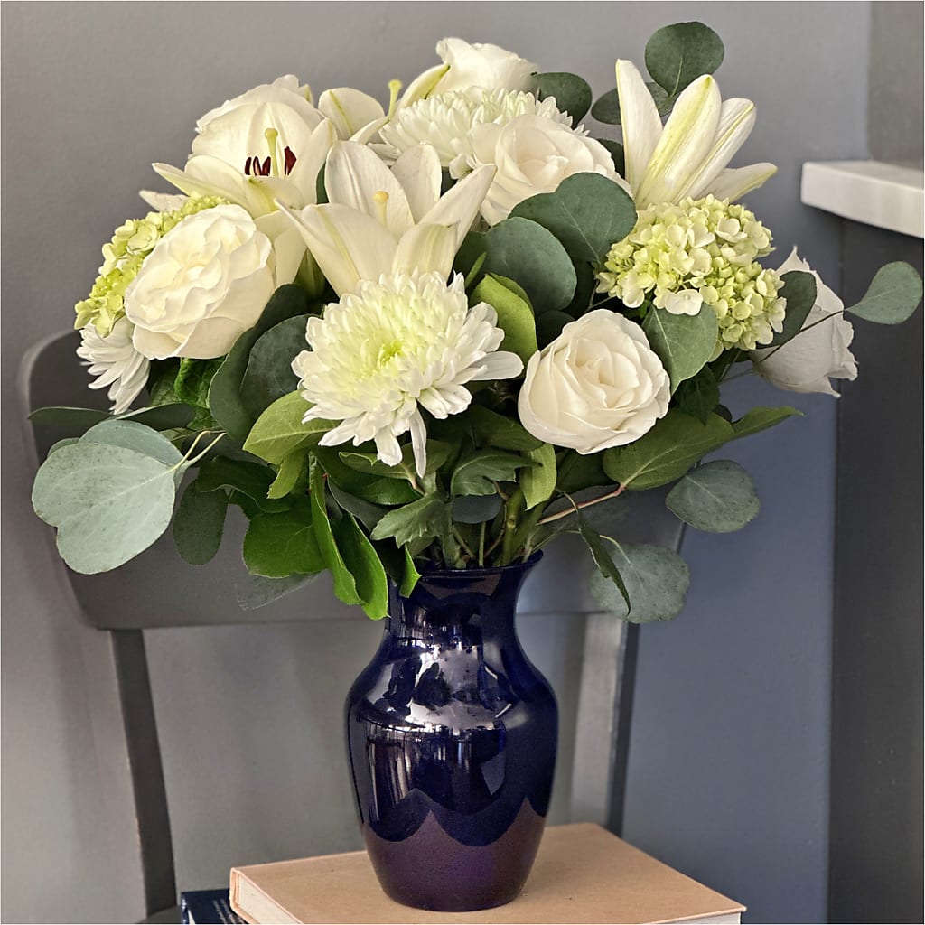 Snowy Dreams Bouquet –  La Fleur Bijou, Fort Lauderdale FL