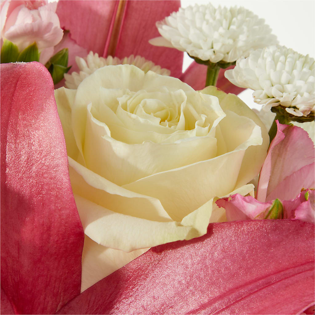 Piece of Cake Bouquet –  La Fleur Bijou, Fort Lauderdale FL